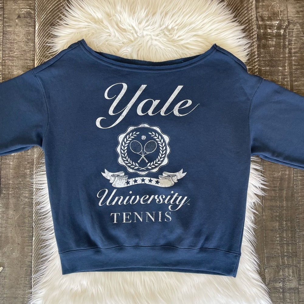 Women’s Yale University Tennis Sweatshirt Blue Size Medium